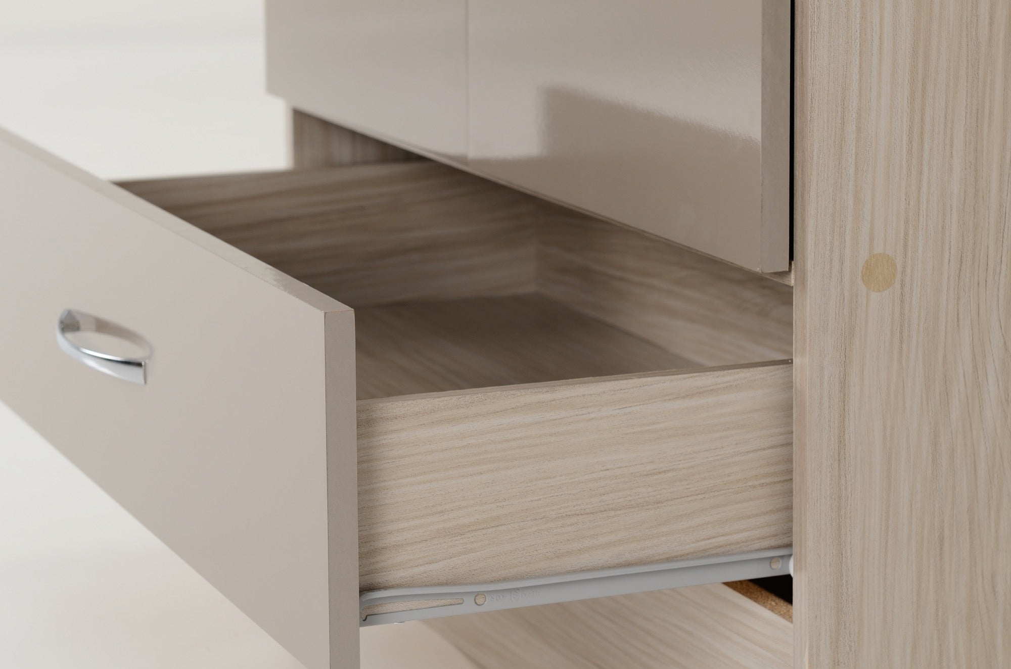 Nevada 2 Door 1 Drawer Wardrobe Oyster Gloss/Light Oak Effect Veneer