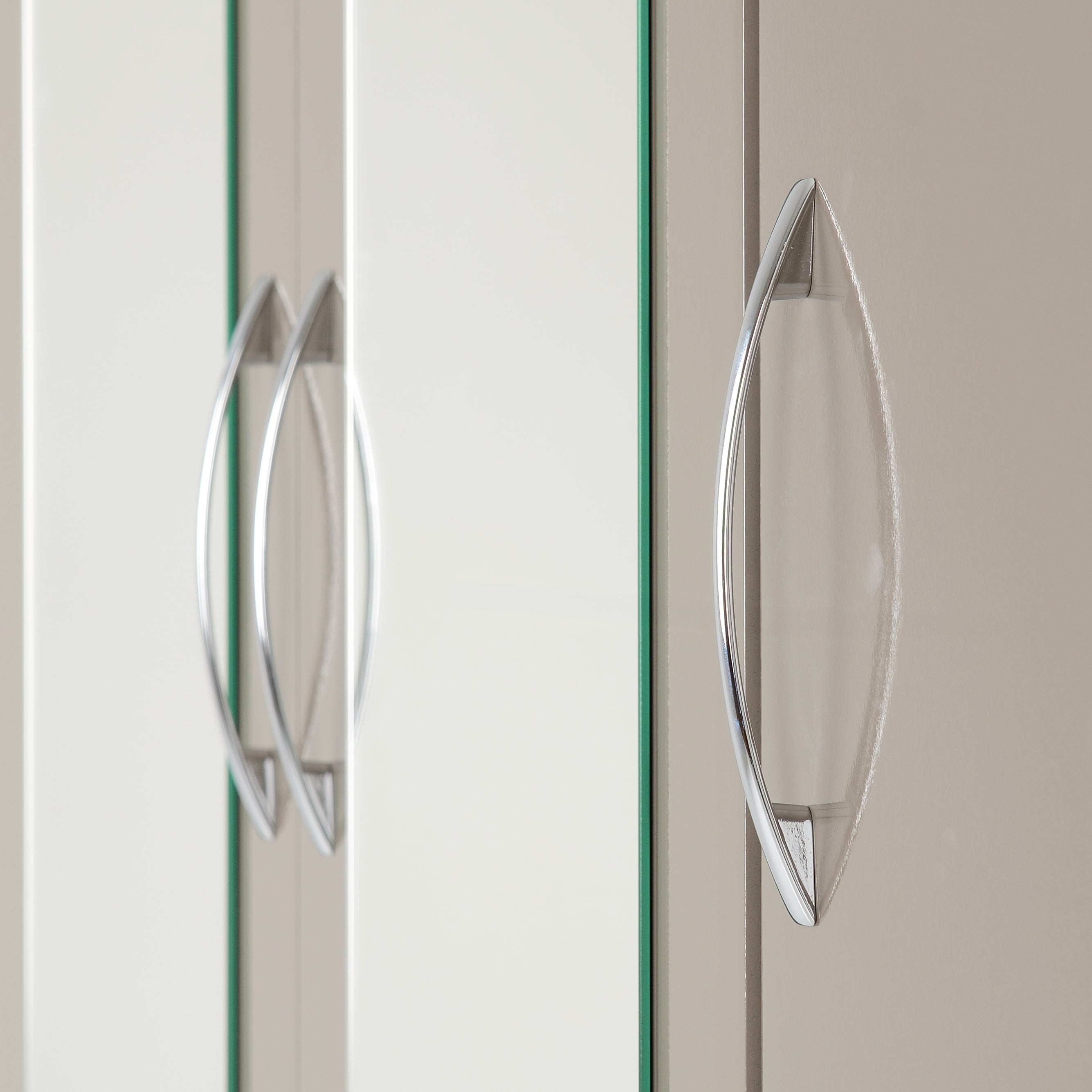 Nevada 3 Door 2 Drawer Mirrored Wardrobe Oyster Gloss/Light Oak Effect Veneer