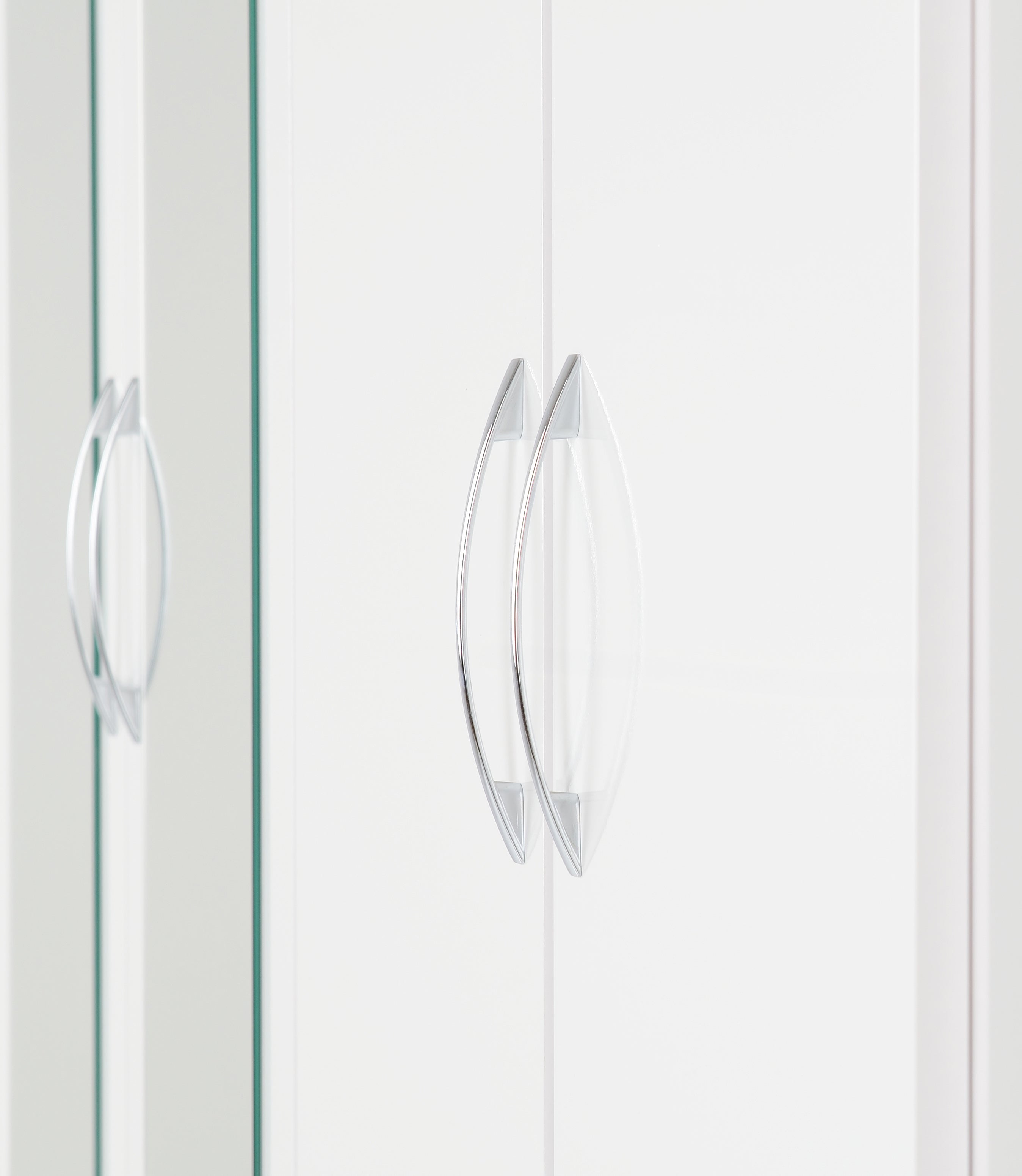 Nevada 4 Door 2 Drawer Mirrored Wardrobe Sonoma Oak Effect